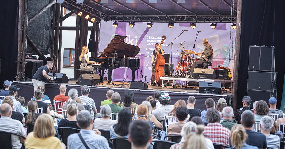 Telt házas jazzfesztivál